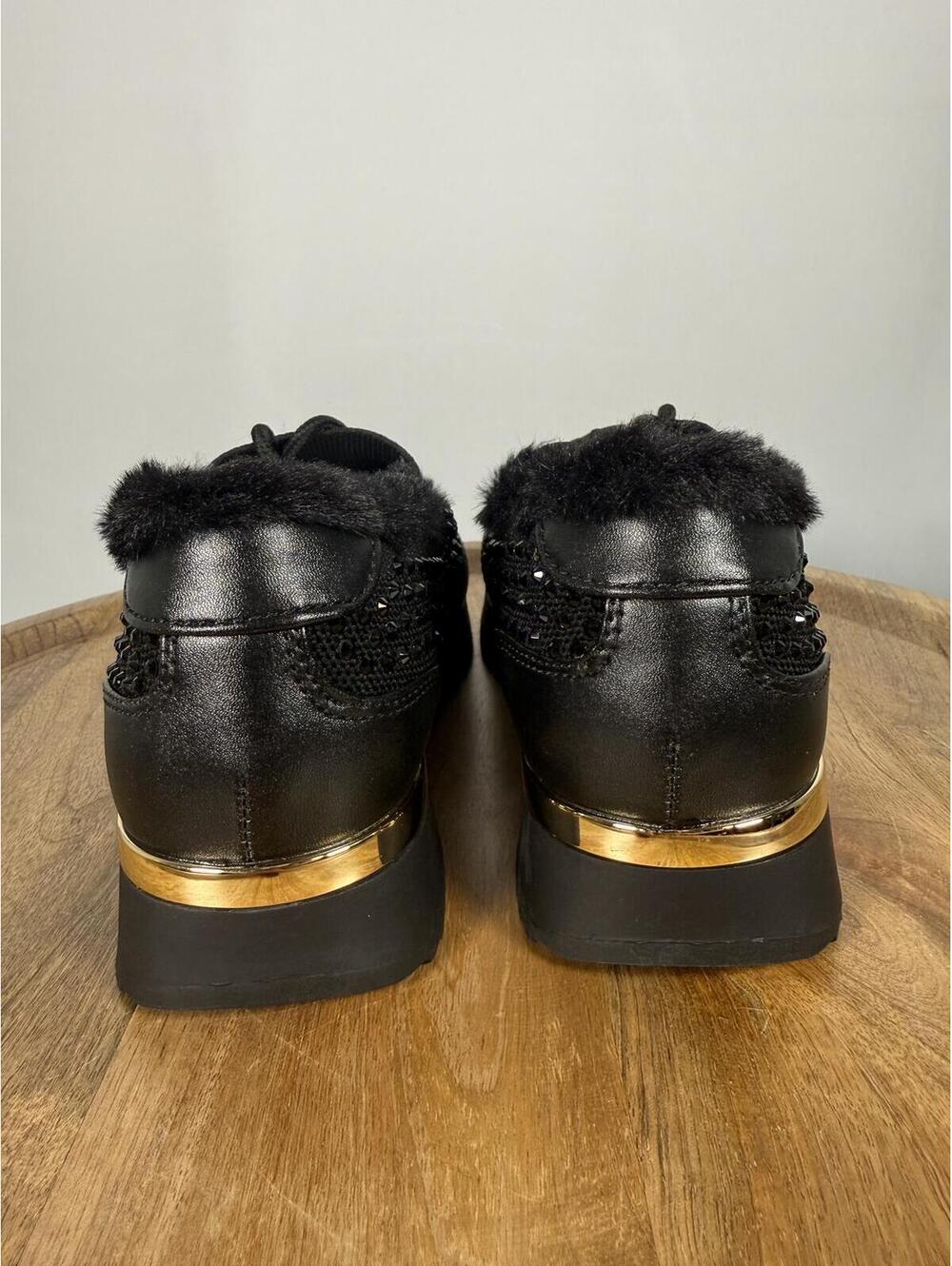 Kenneth Cole Reaction Black Cari Faux Fur Jewel Jogger Sneakers US 6.5M NWB - Picture 5 of 11